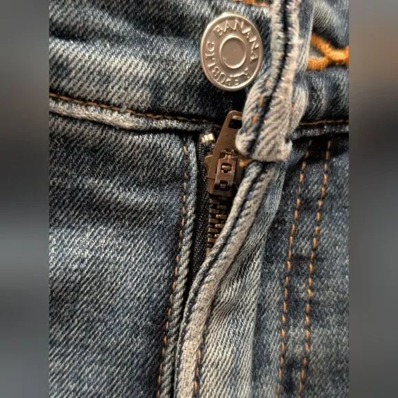 Banana Republic High-Rise Petite Wide Leg Crop Frayed Hem Denim Jeans Minimalist - Picture 3 of 9